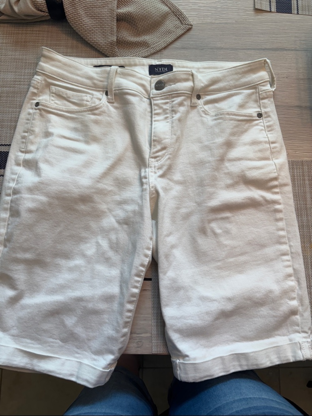 NYDJ white denim shorts,8.
